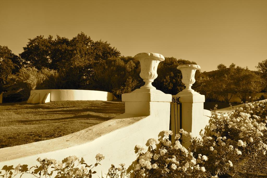 Under Oaks Guesthouse Paarl Exterior foto